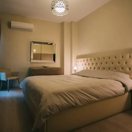 Apartment A Stylish In The Center Of *